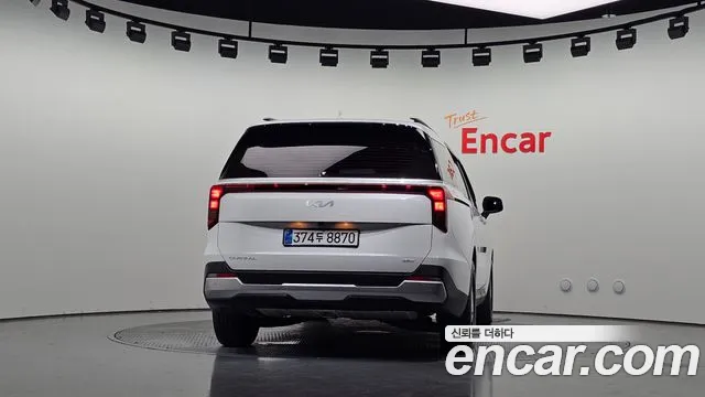 Kia Carnival 2025 thumb 3