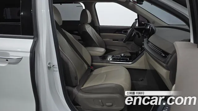Kia Carnival 2020 thumb 4