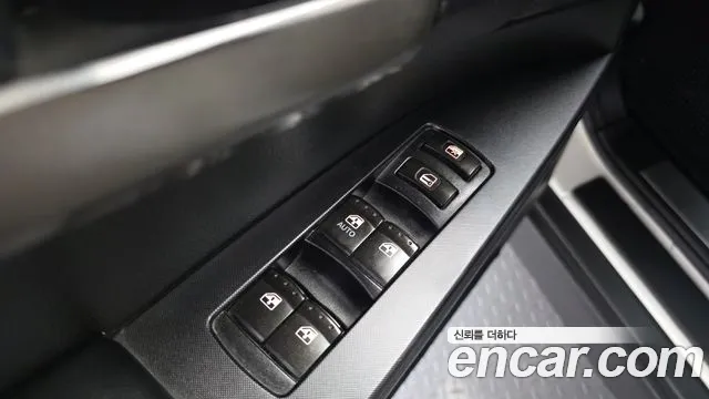 KG_Mobility_Ssangyong KORANDO 2016 thumb 4