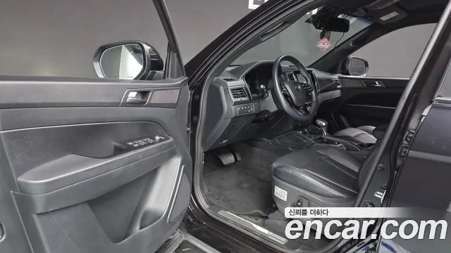 KG_Mobility_Ssangyong Rexton 2022 thumb 8