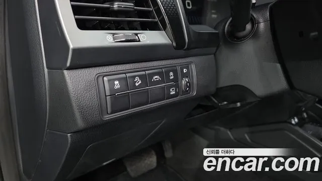 KG_Mobility_Ssangyong Rexton 2022 thumb 5