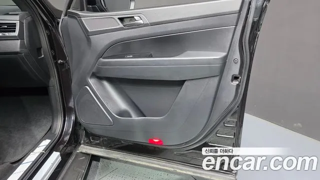 KG_Mobility_Ssangyong Rexton 2022 thumb 11