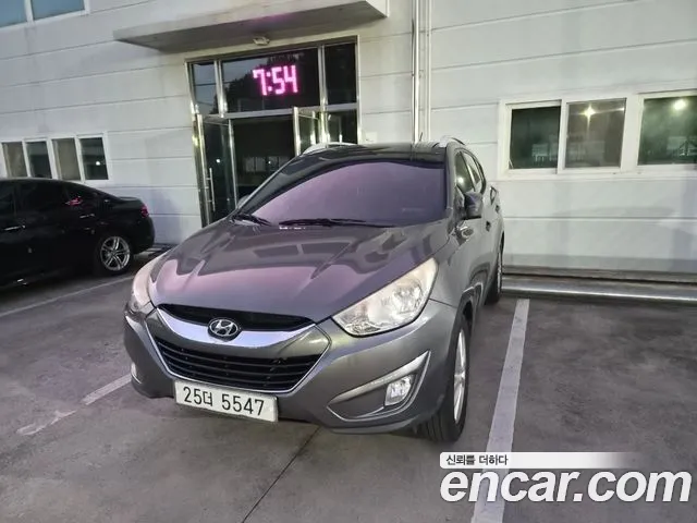 Hyundai Tucson 2010 thumb 2