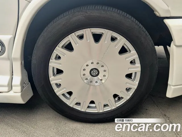 Chevrolet Express 2011 thumb 6