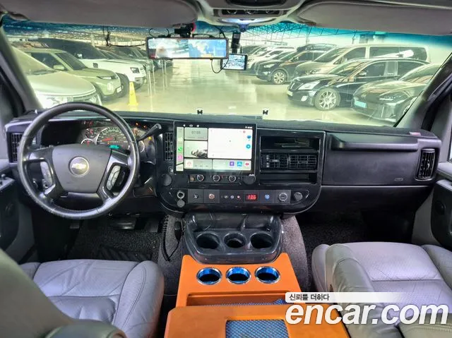 Chevrolet Express 2011 thumb 7