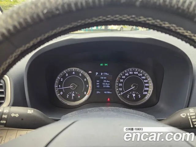 Hyundai Venue 2021 thumb 8