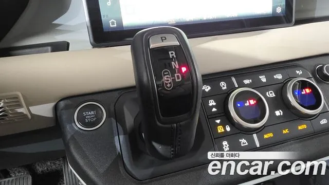 Land Rover Defender 2021 thumb 12