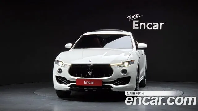 Maserati Levante 2017 thumb 3