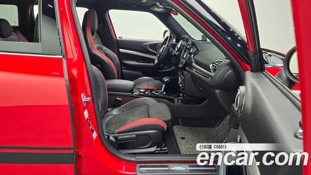 Mini Clubman 2018 thumb 2