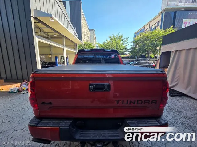 Toyota Tundra 2015 thumb 2