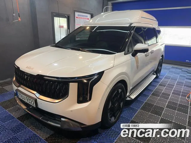 Kia Carnival 2024 thumb 3