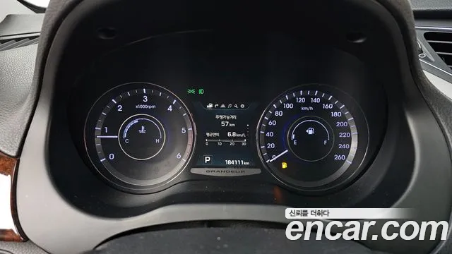 Hyundai Grandeur 2016 thumb 12