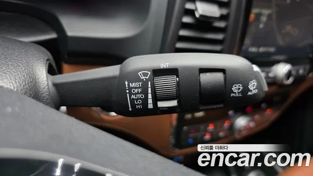 KG_Mobility_Ssangyong Rexton 2020 thumb 5