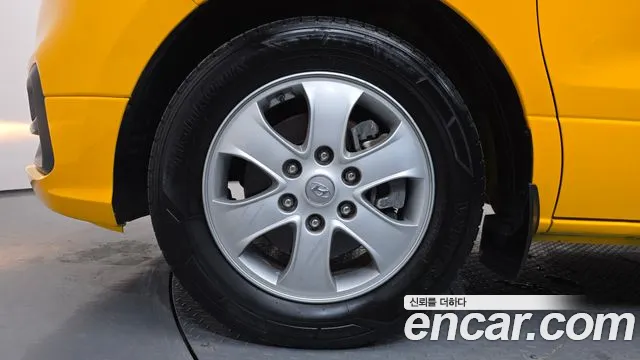 Hyundai Starex 2019 thumb 12