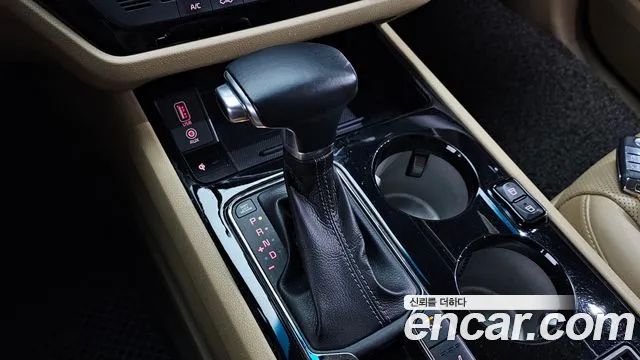 Kia Carnival 2018 thumb 9