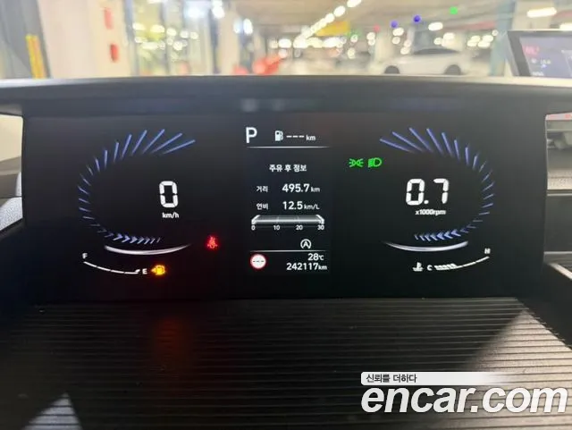 Hyundai Staria 2022 thumb 8
