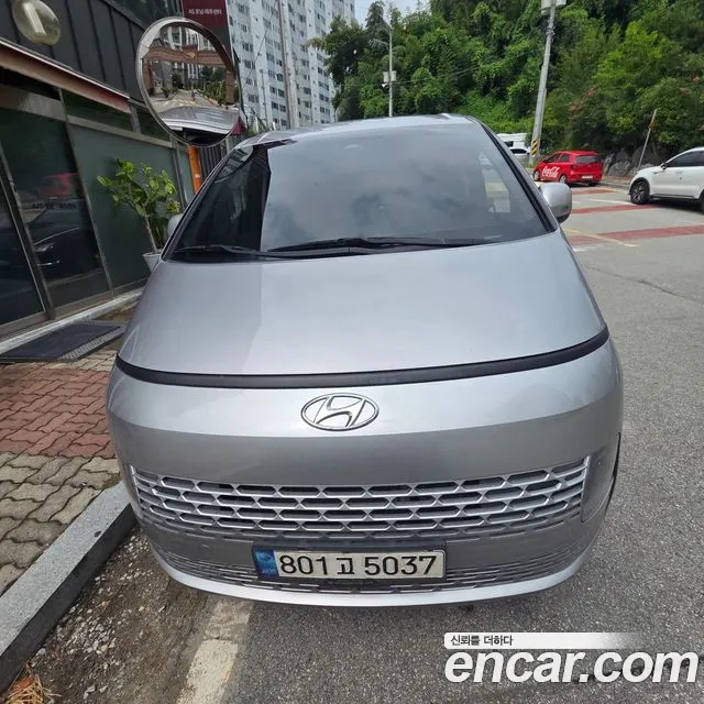 Hyundai Staria 2022 thumb 6