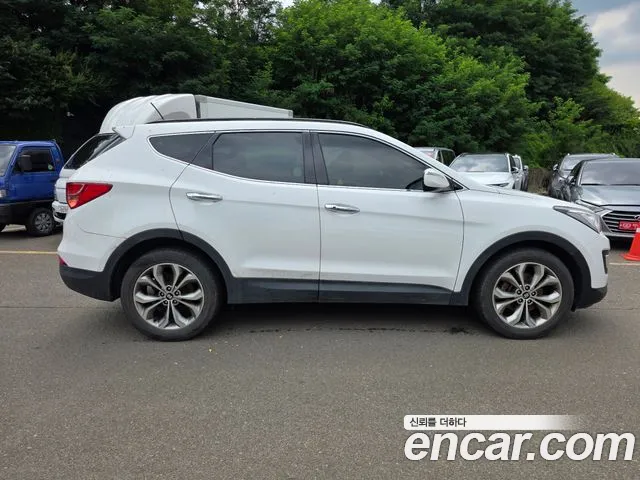 Hyundai Santa Fe 2012 thumb 7
