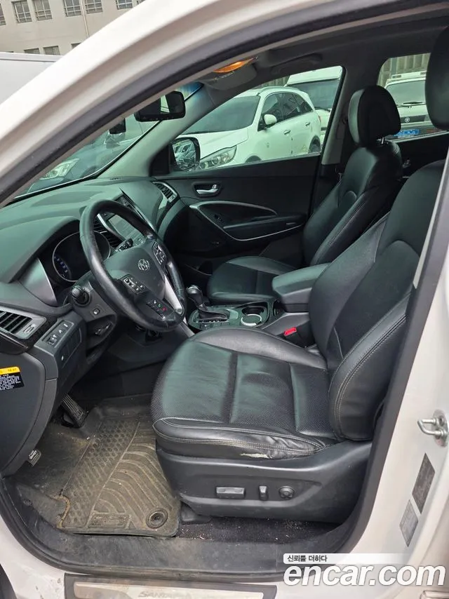 Hyundai Santa Fe 2012 thumb 10