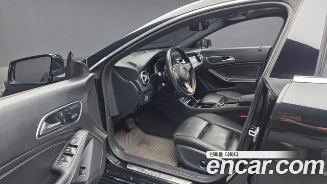 Mercedes-Benz CLA 2016 thumb 3