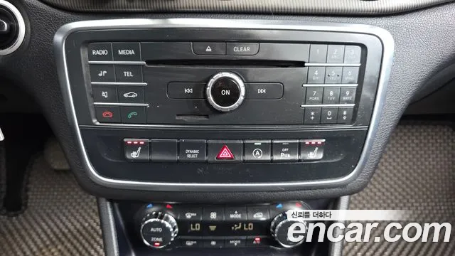 Mercedes-Benz CLA 2016 thumb 8