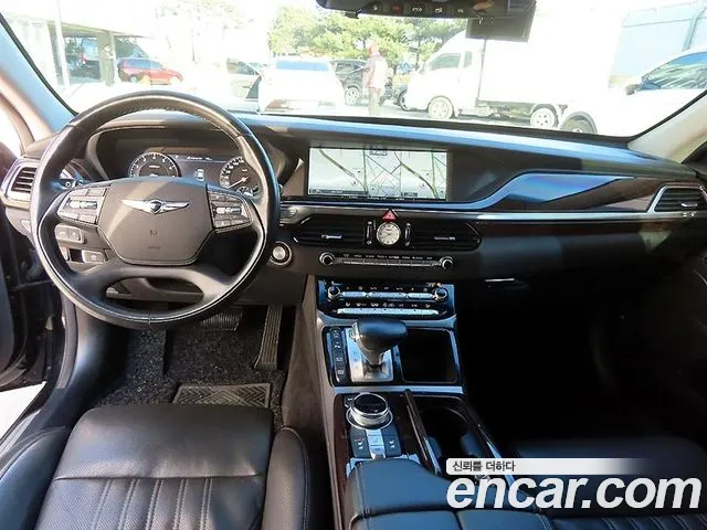 Genesis G90 2018 thumb 7