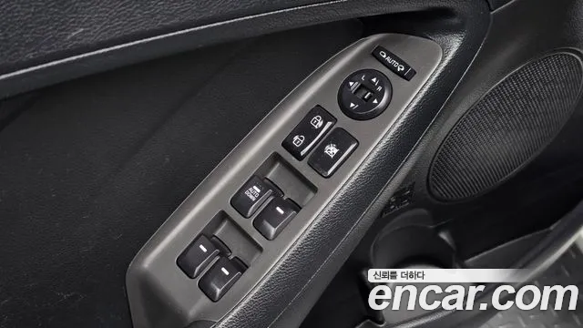 Kia K3 2017 thumb 6