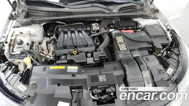 Renault Megane 2016 thumb 12
