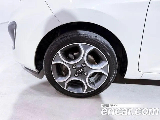 Kia Morning 2014 thumb 11