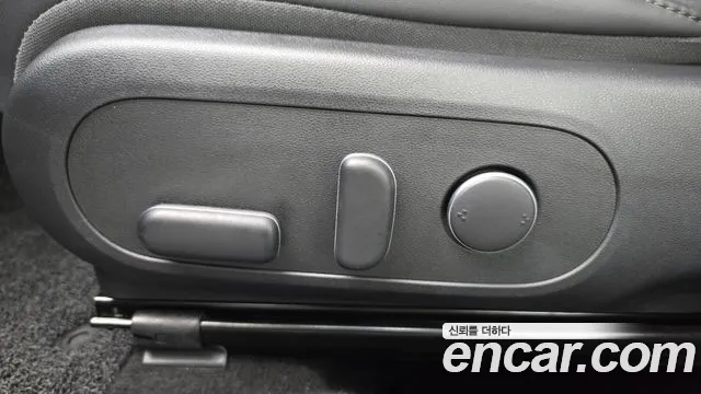 Hyundai Kona 2024 thumb 3