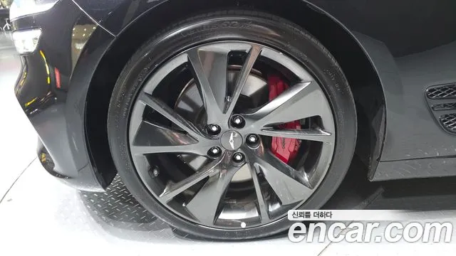 Genesis G70 2021 thumb 10