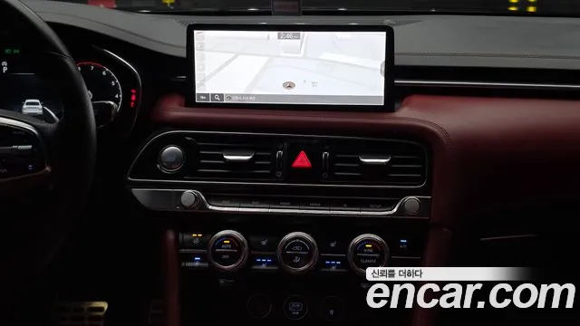 Genesis G70 2021 thumb 2