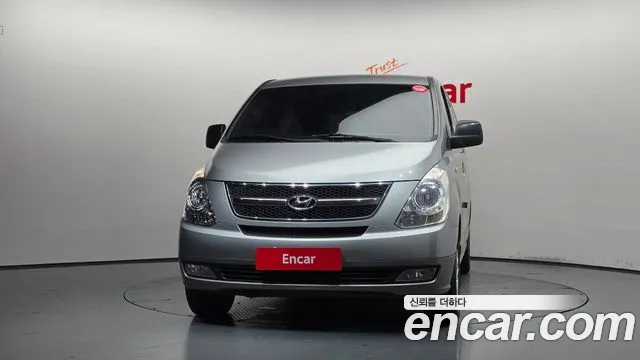 Hyundai Starex 2011 thumb 2