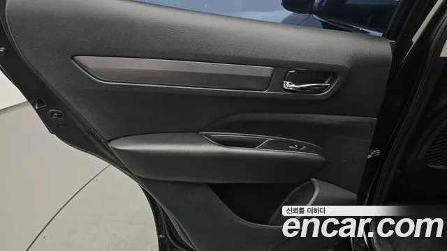 Renault Koleos 2018 thumb 10