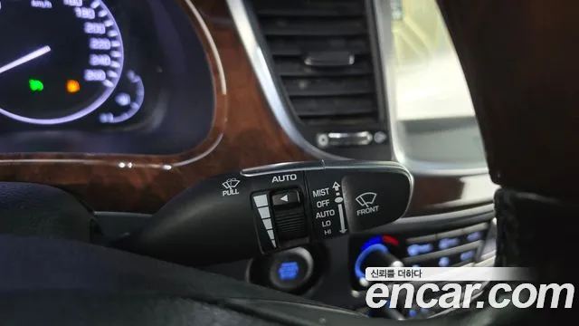 Hyundai Equus 2013 thumb 9