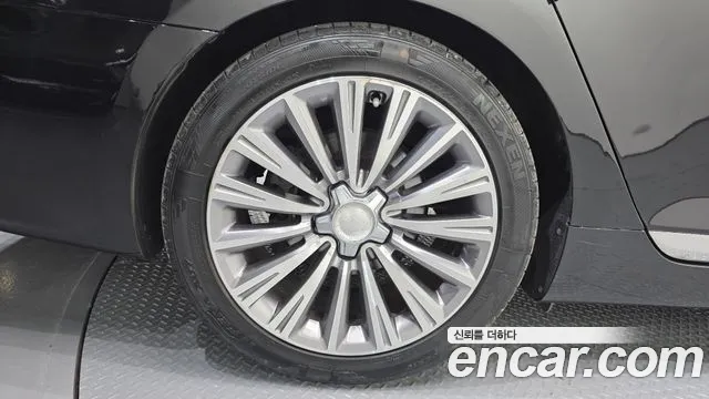 Kia K9 2015 thumb 7