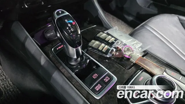 Kia K9 2015 thumb 5