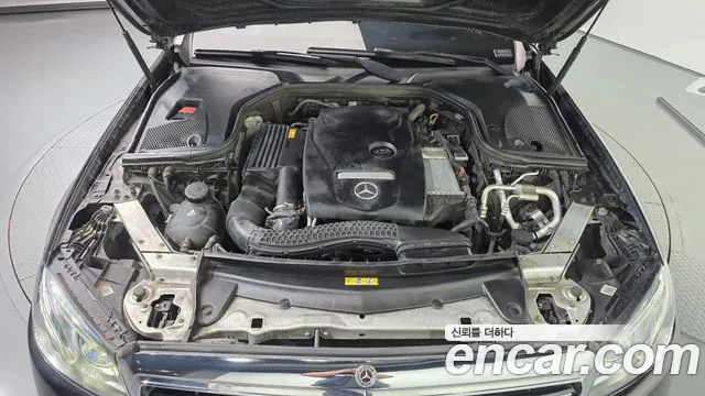 Mercedes-Benz E-Класс 2018 thumb 11