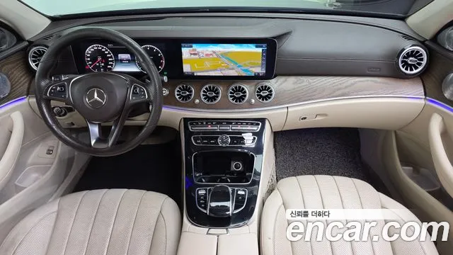 Mercedes-Benz E-Класс 2018 thumb 10