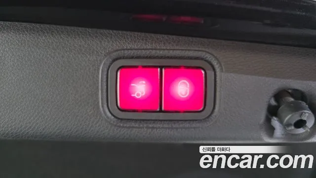 Mercedes-Benz E-Класс 2018 thumb 12