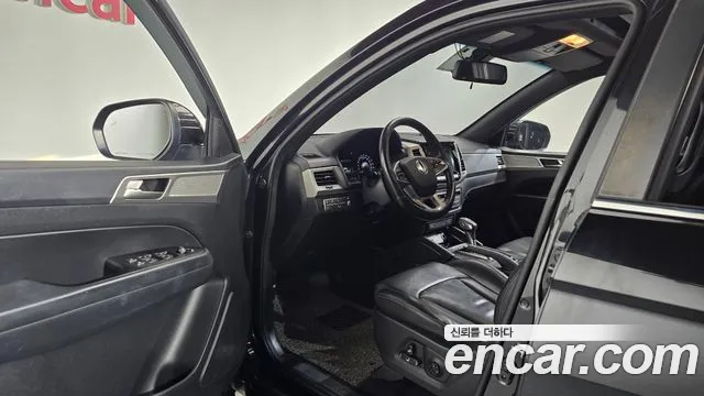 KG_Mobility_Ssangyong Rexton 2019 thumb 4