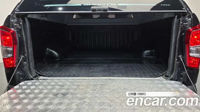 KG_Mobility_Ssangyong Rexton 2019 thumb 6