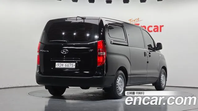 Hyundai Starex 2018 thumb 6