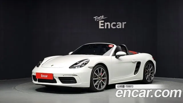 Porsche Cayman 2017 thumb 5