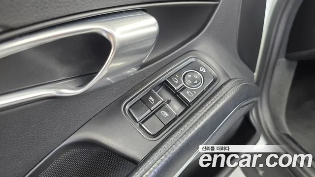 Porsche Cayman 2017 thumb 4