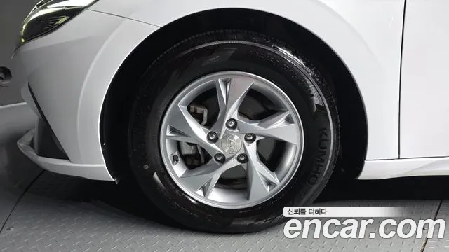 Hyundai Avante 2020 thumb 4