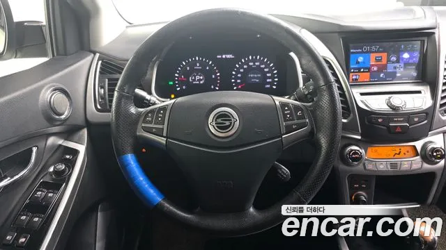 KG_Mobility_Ssangyong KORANDO 2013 thumb 8