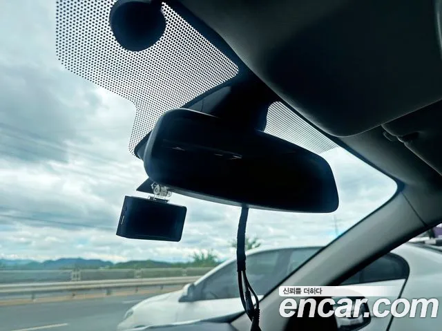 Renault Fluence 2014 thumb 9