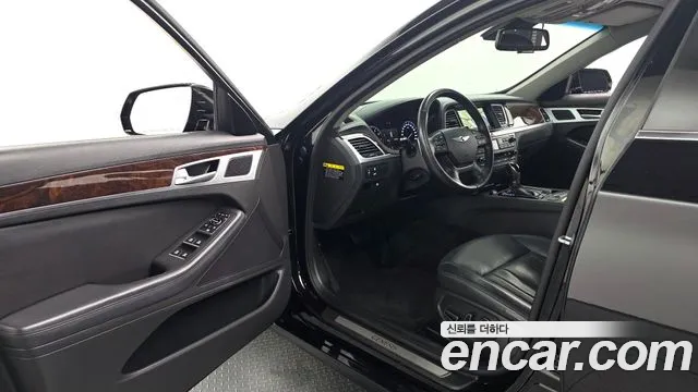 Hyundai Genesis 2015 thumb 2