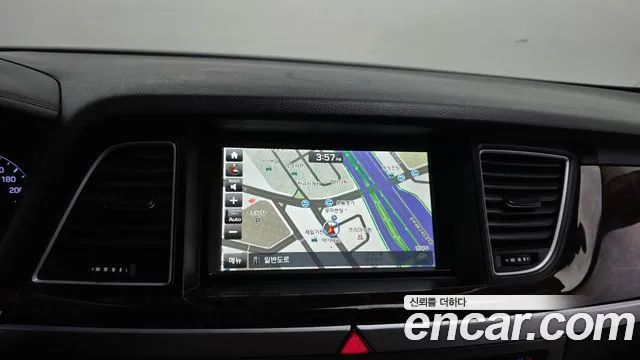 Hyundai Genesis 2015 thumb 6